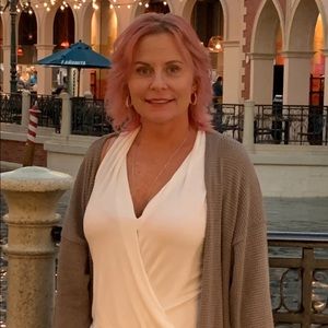 Meet your Posher, Melissa